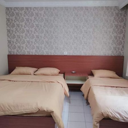 Wisma Aulia 88 Tembilahan Exterior photo